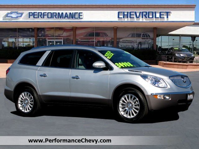 Buick Enclave 2012 photo 1