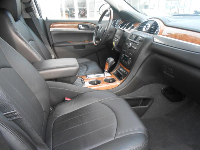 Buick Enclave 2012 photo 3