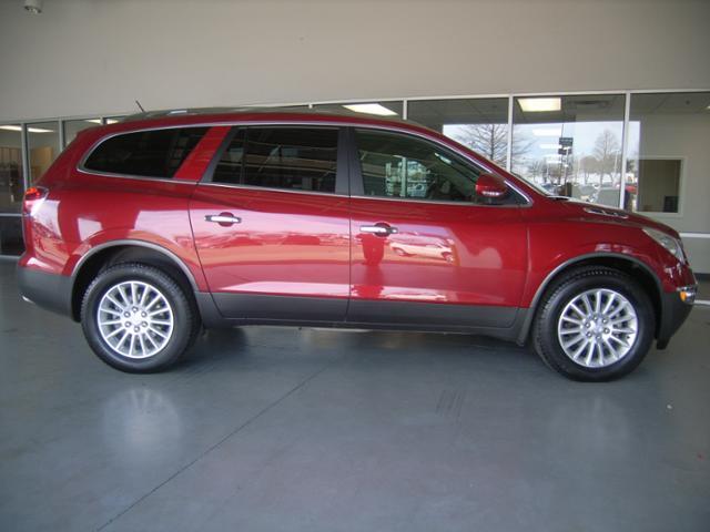 Buick Enclave 2012 photo 2