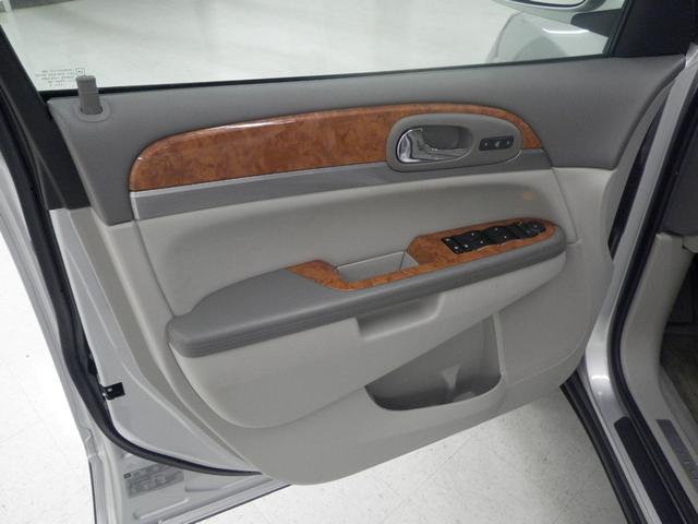 Buick Enclave 2012 photo 5