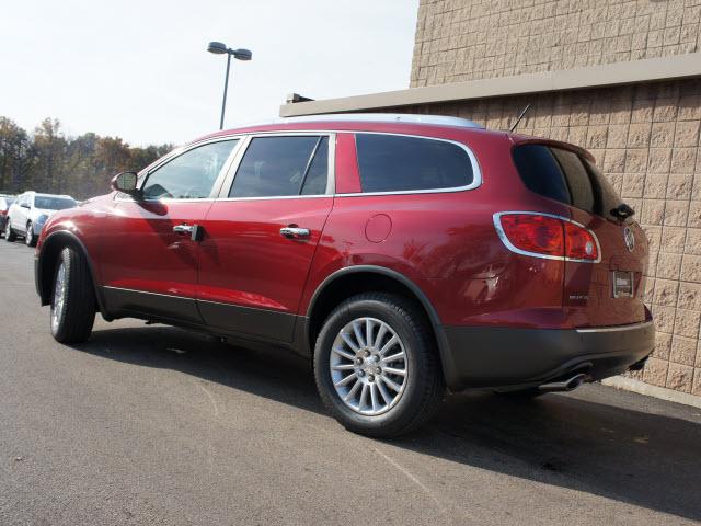 Buick Enclave 2012 photo 2