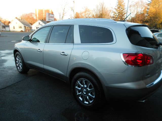Buick Enclave 2012 photo 2