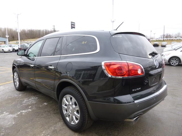 Buick Enclave 2012 photo 2