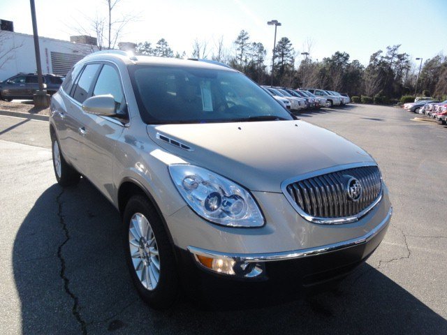 Buick Enclave 2012 photo 2