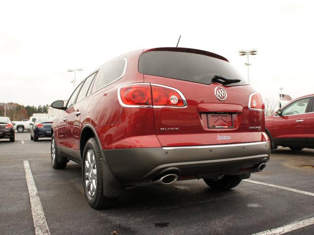 Buick Enclave 2012 photo 1