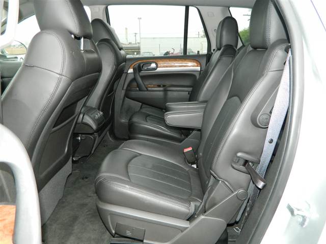 Buick Enclave 2012 photo 4