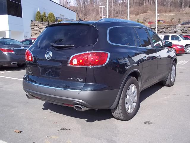 Buick Enclave 2012 photo 2