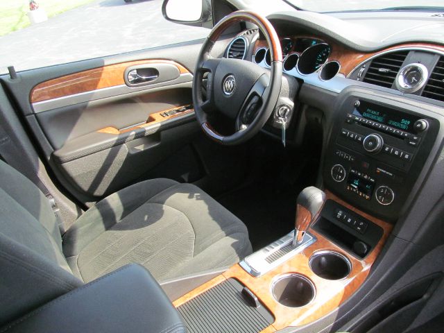 Buick Enclave 2012 photo 11