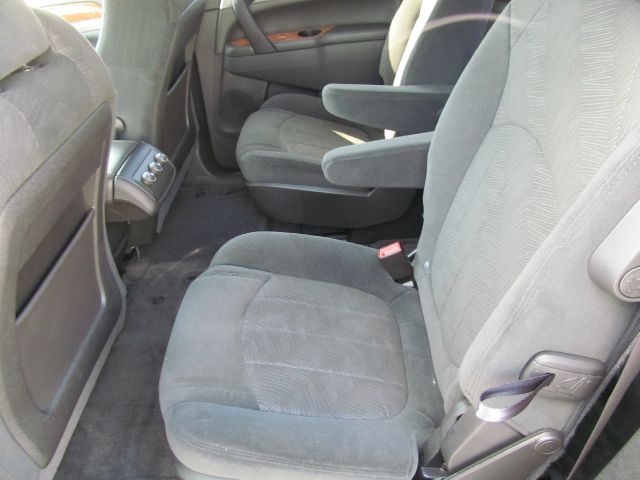 Buick Enclave 2012 photo 16