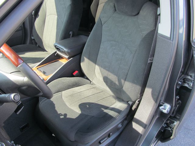 Buick Enclave 2012 photo 2