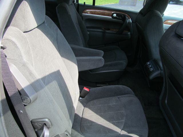 Buick Enclave 2012 photo 9