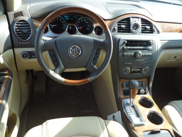 Buick Enclave 2012 photo 4