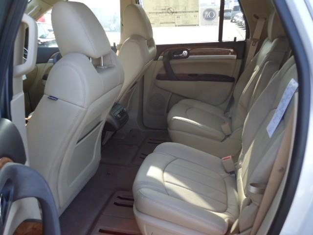 Buick Enclave 2012 photo 5
