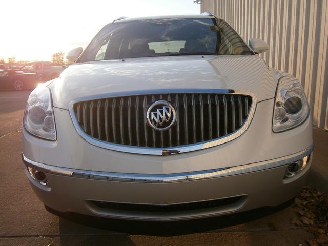 Buick Enclave SLT LOW Miles Great Truck Sport Utility