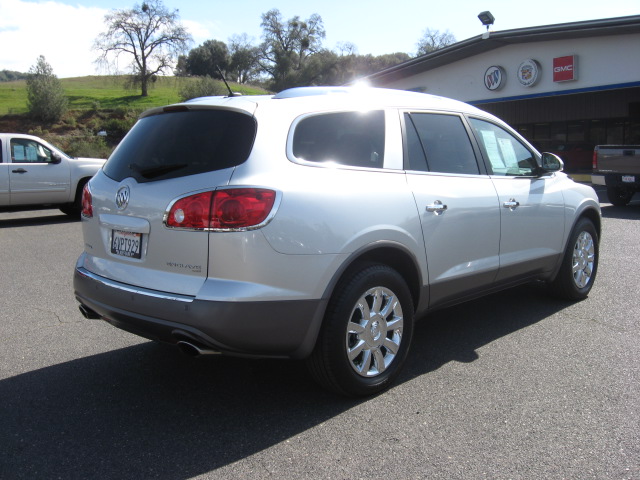 Buick Enclave 2012 photo 4