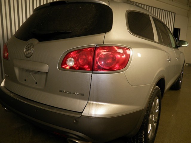 Buick Enclave 2012 photo 4