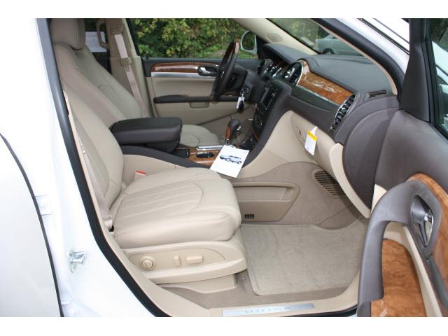Buick Enclave 2012 photo 3