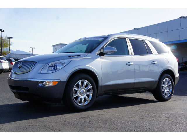 Buick Enclave 2012 photo 2