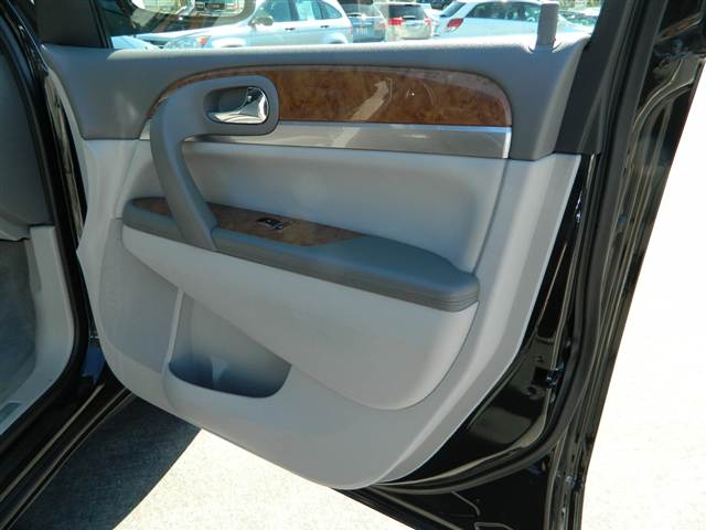 Buick Enclave 2012 photo 4