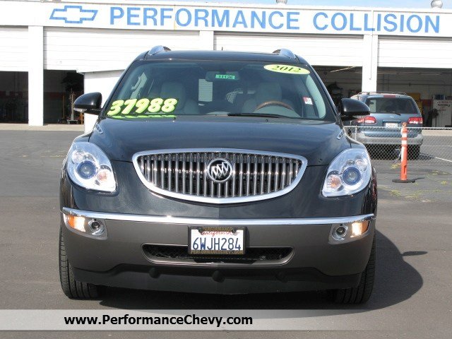 Buick Enclave 2012 photo 2