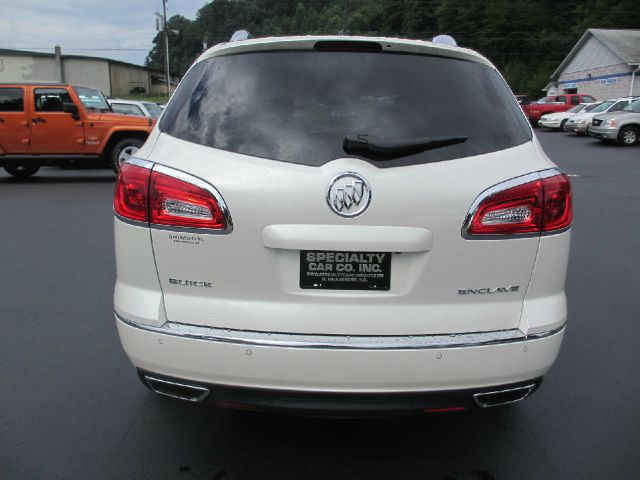 Buick Enclave CREW LS 4X4 Lifted SUV