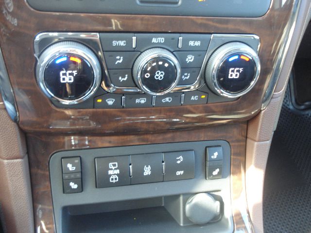 Buick Enclave 2014 photo 4