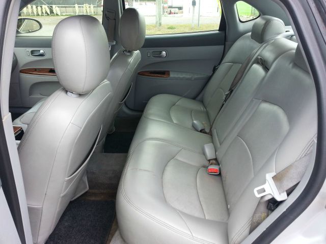 Buick LaCrosse 2005 photo 3