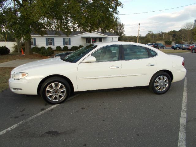Buick LaCrosse 2005 photo 4