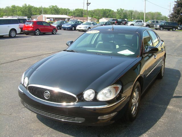 Buick LaCrosse 2005 photo 1