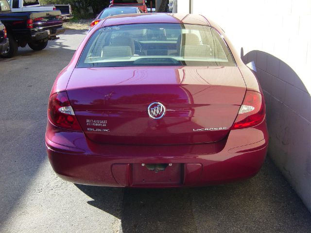 Buick LaCrosse 2005 photo 1