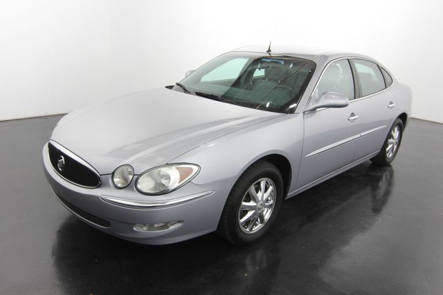 Buick LaCrosse 2005 photo 1