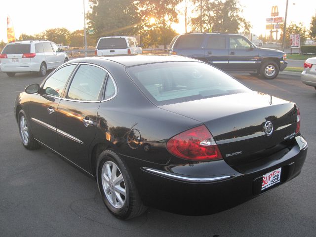 Buick LaCrosse 2005 photo 4