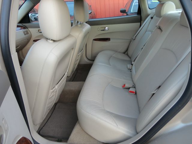 Buick LaCrosse 2005 photo 1