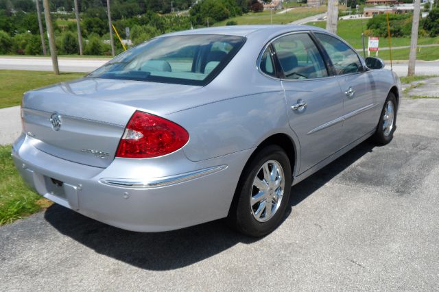 Buick LaCrosse 2005 photo 4