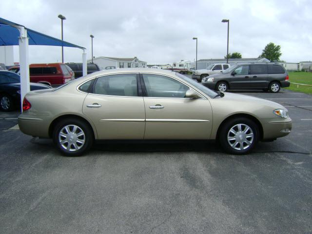 Buick LaCrosse 2005 photo 1