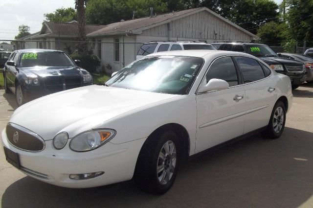 Buick LaCrosse GS 460 Sedan 4D Sedan