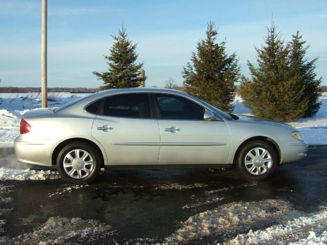 Buick LaCrosse 2005 photo 4