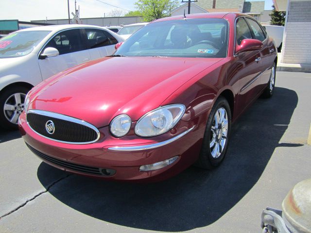 Buick LaCrosse GL Sedan 4D Sedan