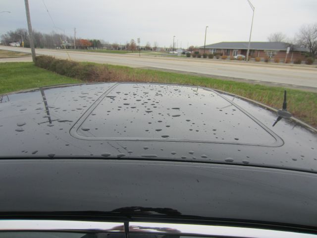 Buick LaCrosse 2005 photo 1