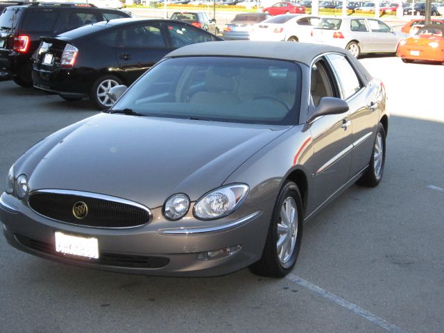 Buick LaCrosse 2006 photo 1