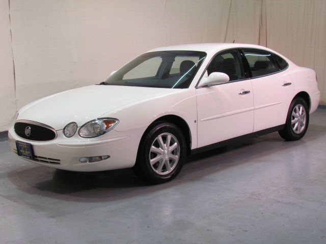 Buick LaCrosse 2006 photo 3