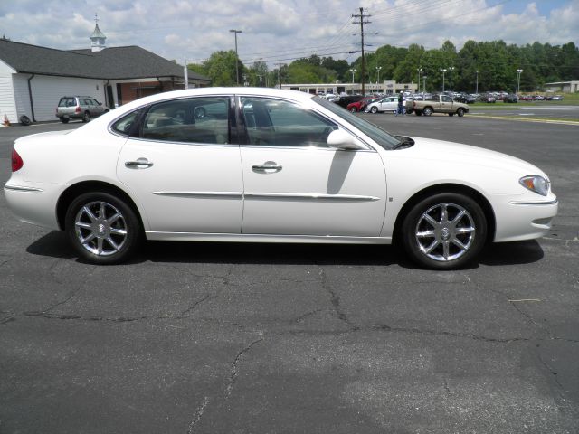 Buick LaCrosse 2006 photo 1