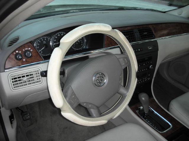 Buick LaCrosse 2006 photo 1