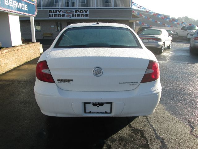 Buick LaCrosse 2006 photo 1