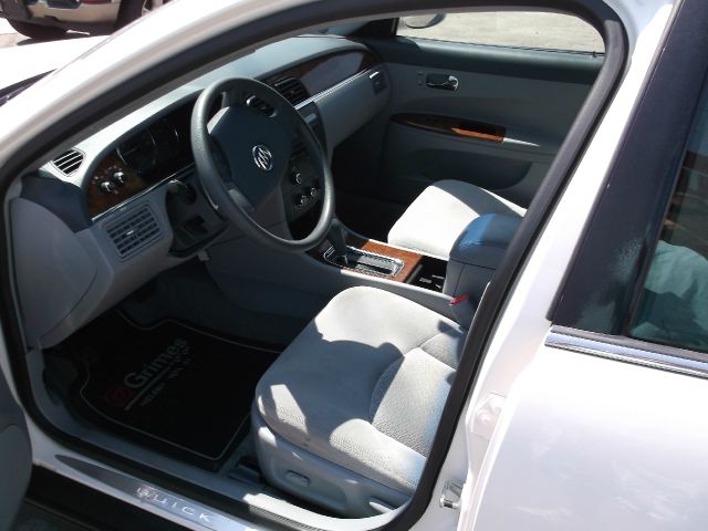 Buick LaCrosse 2006 photo 1