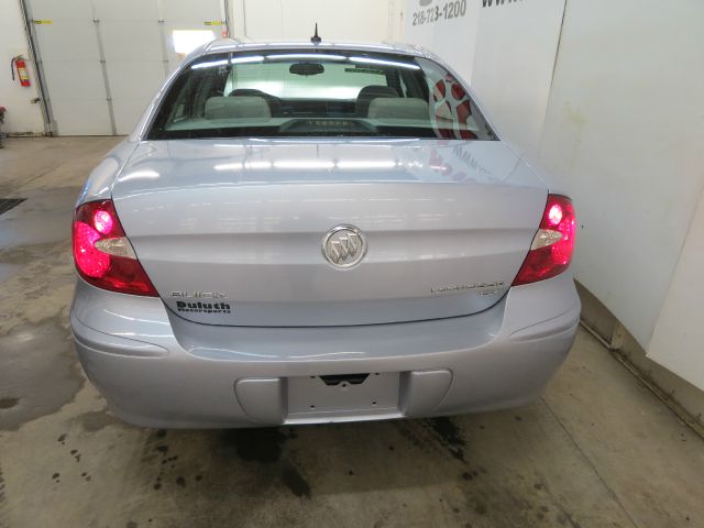 Buick LaCrosse 2006 photo 11