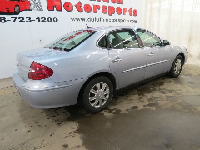 Buick LaCrosse 2006 photo 9