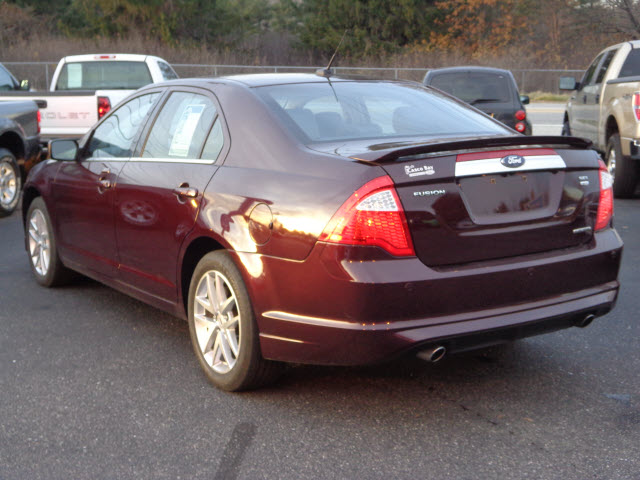 Buick LaCrosse 2006 photo 2