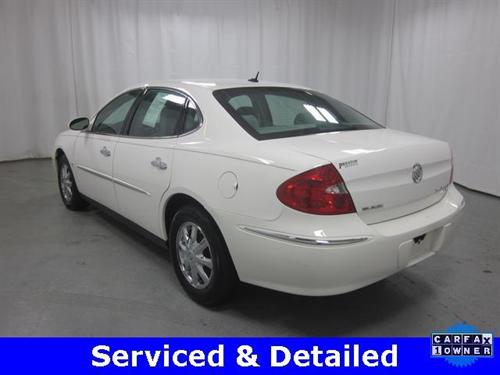 Buick LaCrosse 2007 photo 2