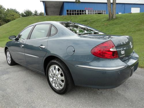 Buick LaCrosse 2007 photo 2